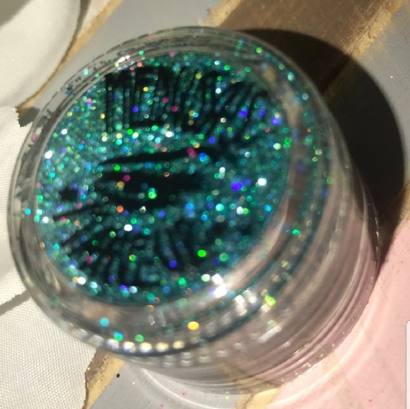 🌟💙LIBERACE Medusa Makeup Glitter Pot NWOTag - Picture 2 of 8
